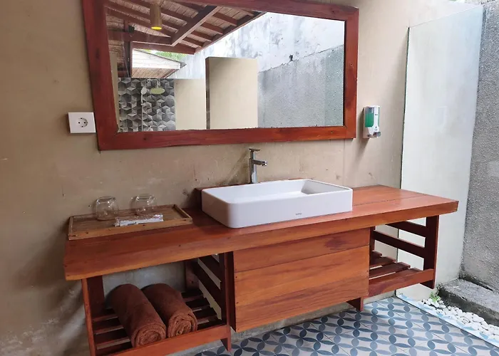 Hotel Maruti Toyapakeh